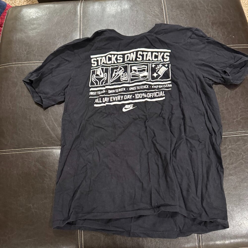 Nike Sneakerology T-Shirt Black/White Men's XL